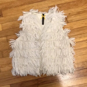4/$25 Kidichic Fluffy Faux Fur Vest Little Girl Size 4 White